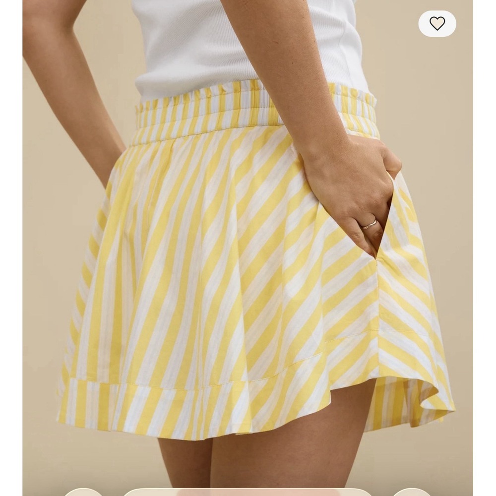 Aerie Pull On Pleated Skirt Skort Large Striped Yellow White Vacation Beach NWT